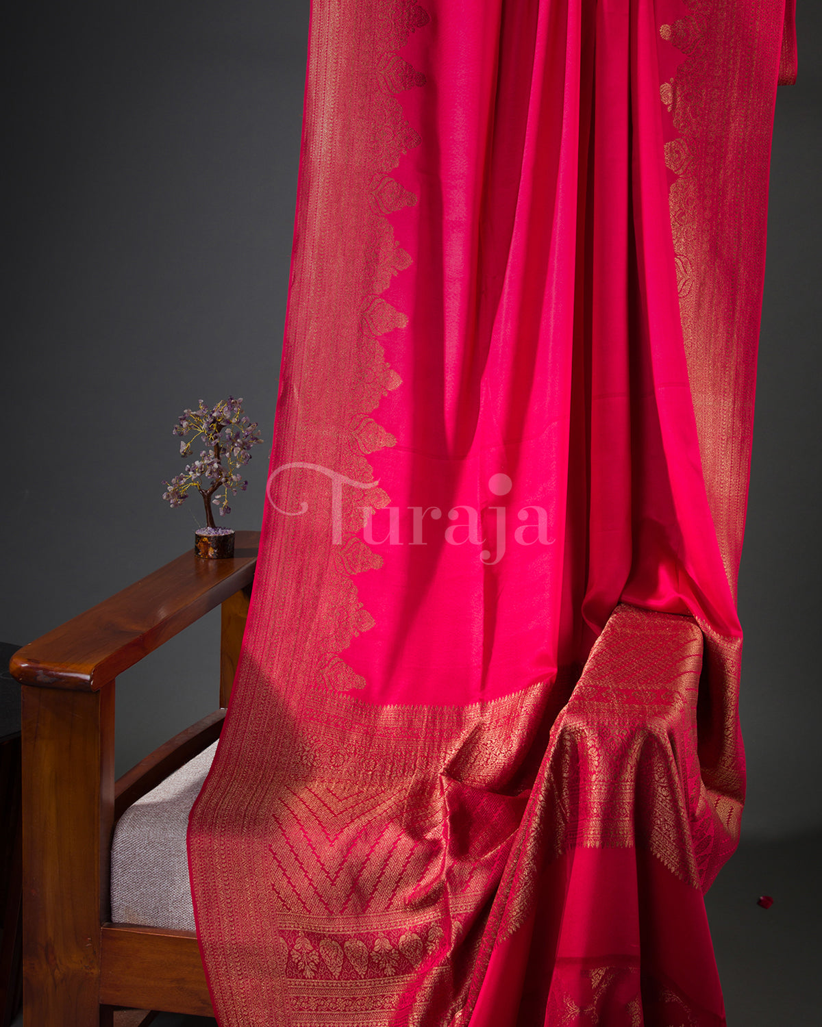 Antique Border: Red Mysore Crepe Silk Saree