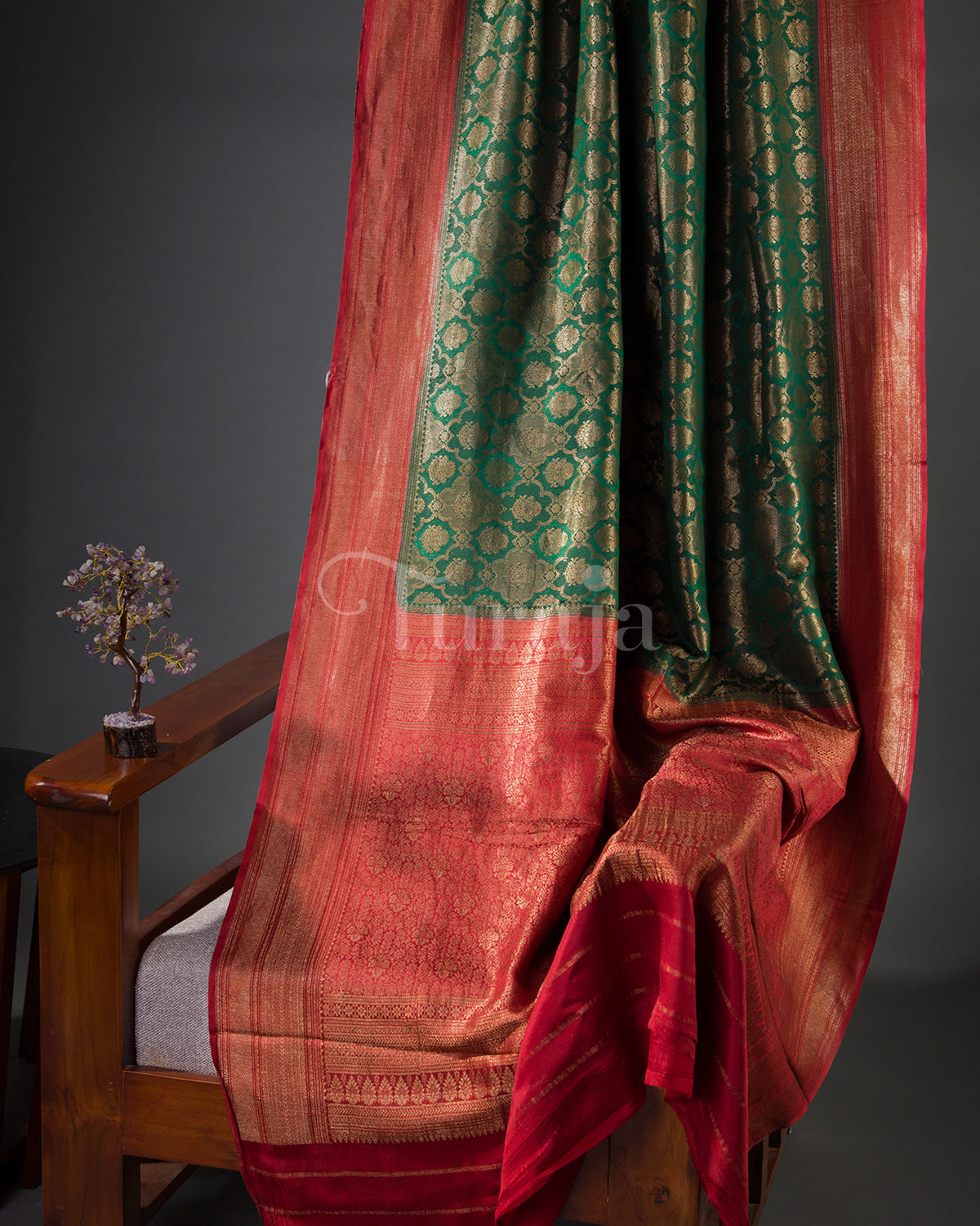 Dual Tone Brocade Contrast: Bottle Green & Red Mysore Crepe Silk Saree-view2