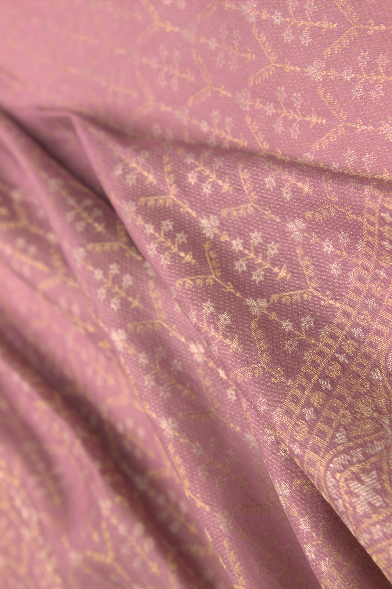 Tanabana: Mauve Mysore Crepe Silk Saree