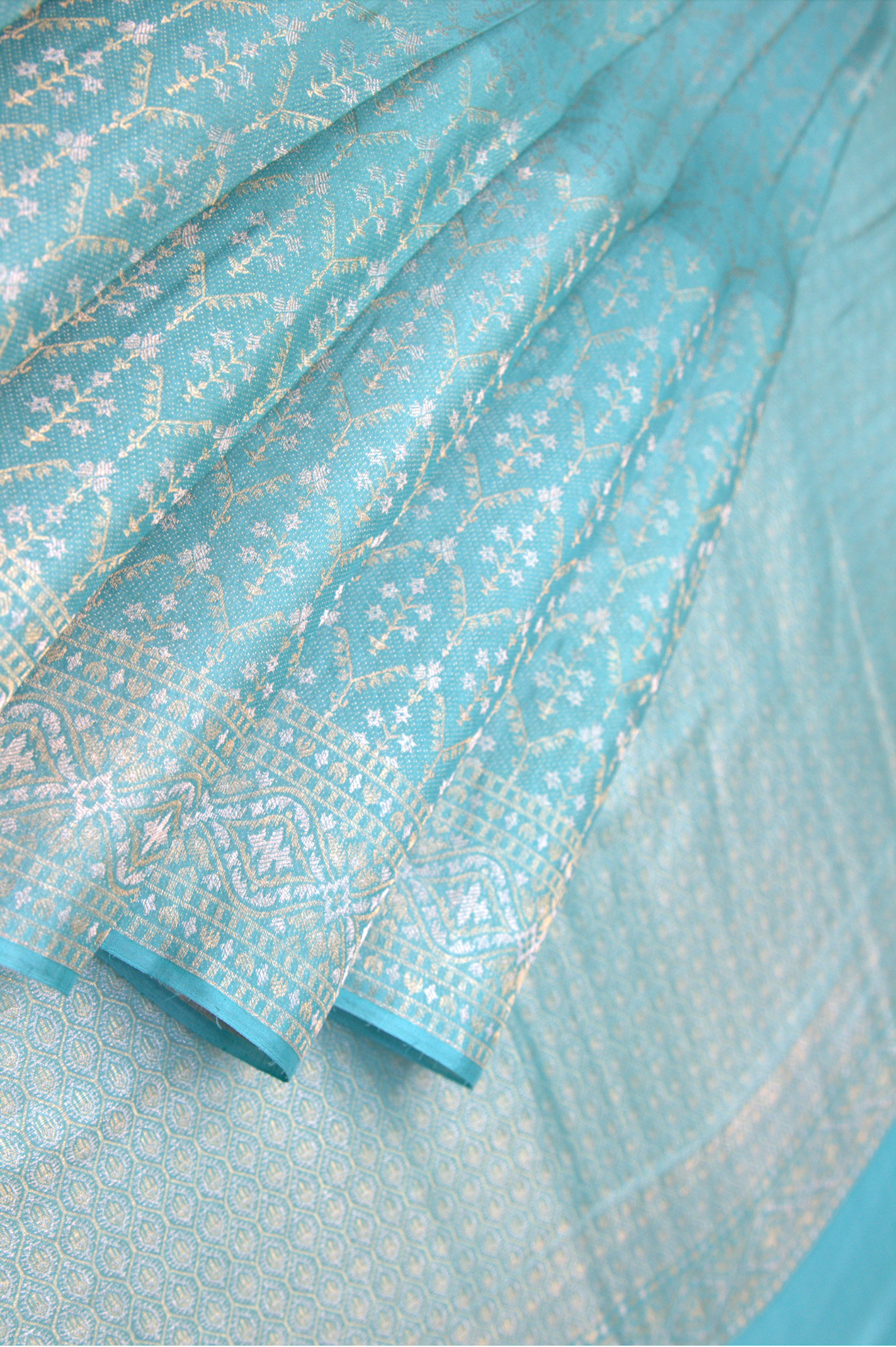 Tanabana: Ocean Blue Mysore Crepe Silk Saree