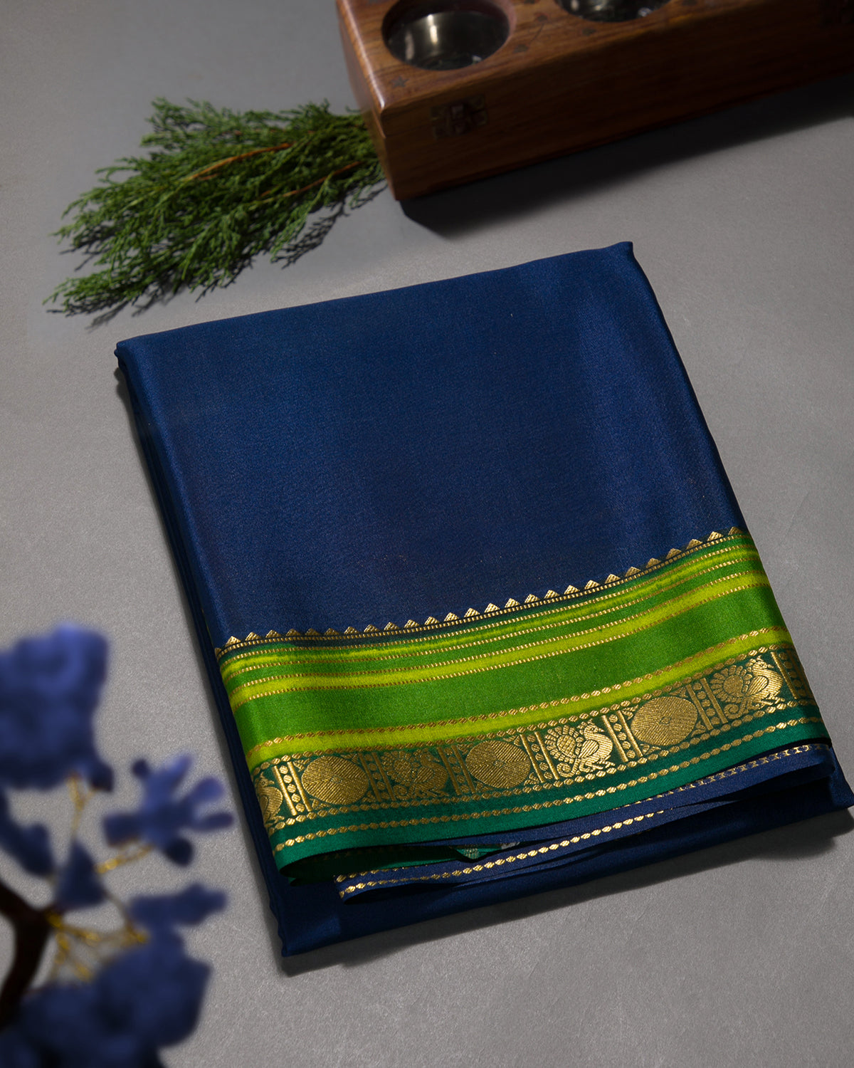 Rangkart - Navy Blue and Bottle Green Mysore Crepe Silk Saree