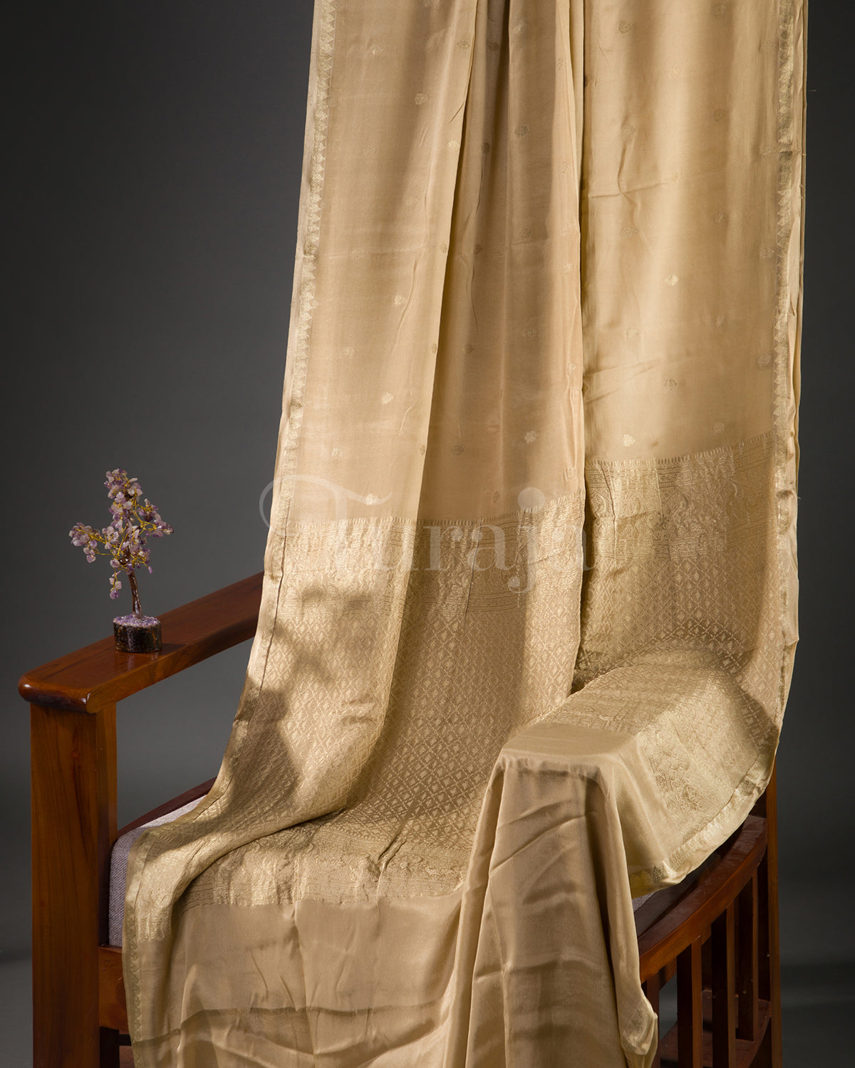 Kalga: Beige Mysore Crepe Silk Saree