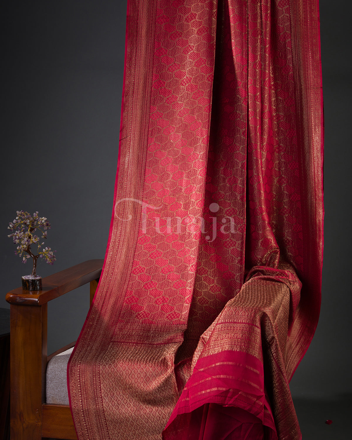 Single Tone Brocade: Red Mysore Crepe Silk Saree