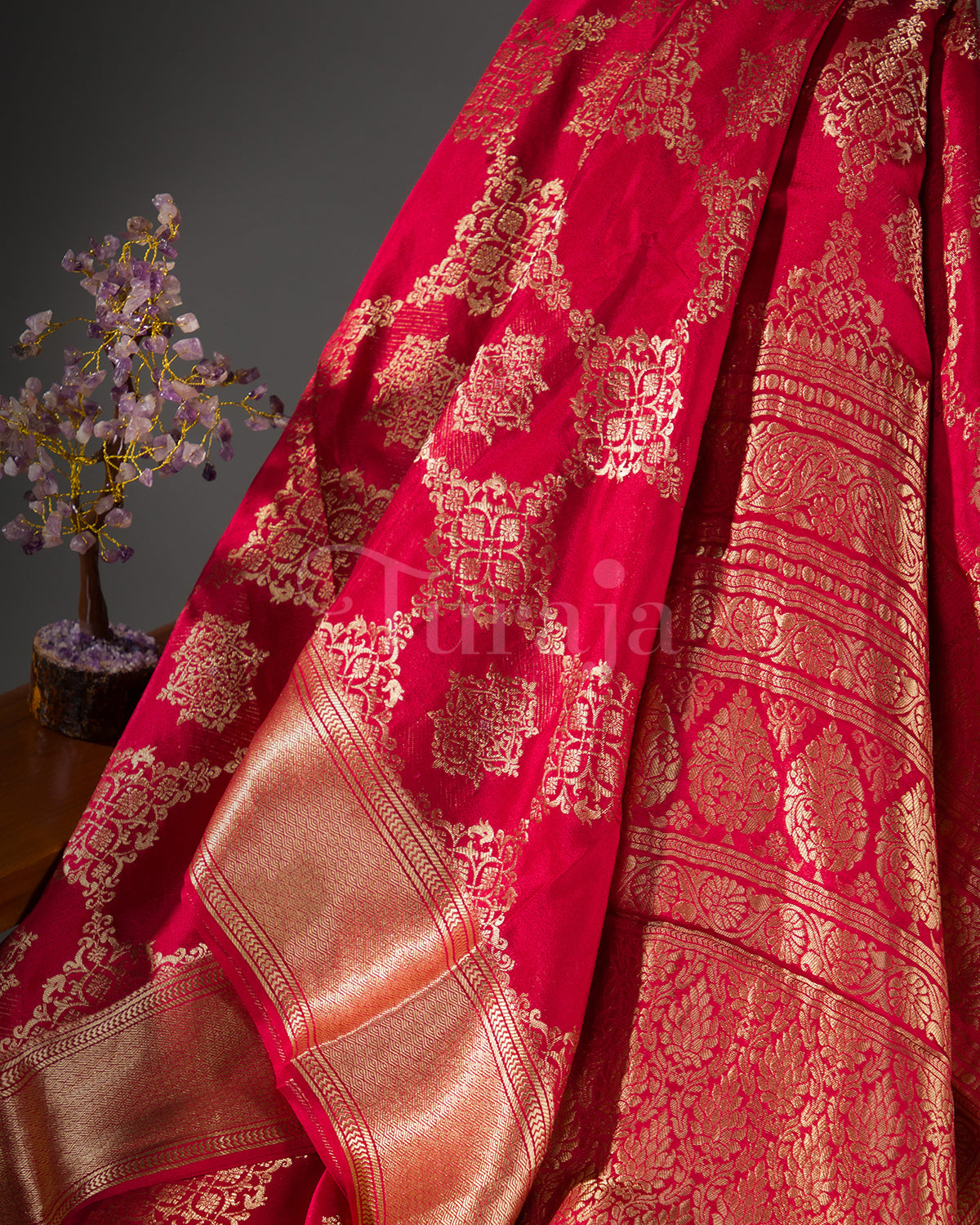 Phoolkari Jaal Brocade: Red Mysore Crepe Silk Saree