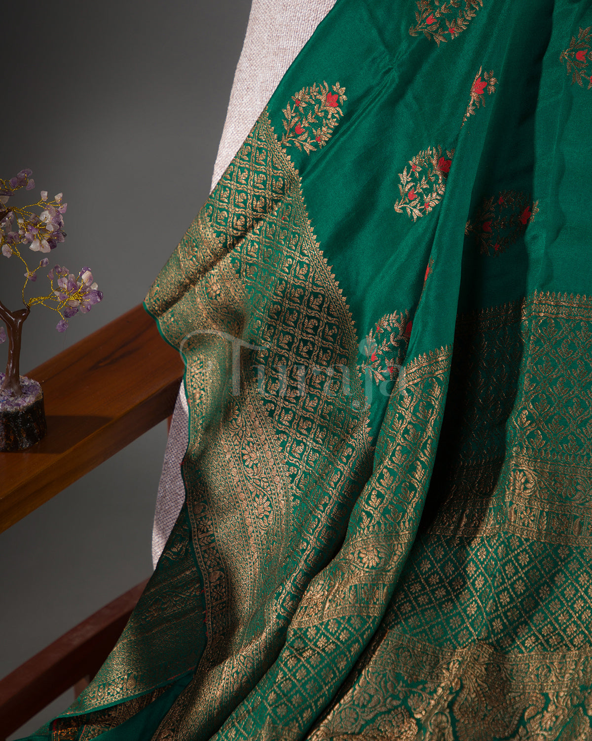 Rajnigandha: Bottle Green Mysore Crepe Silk Saree