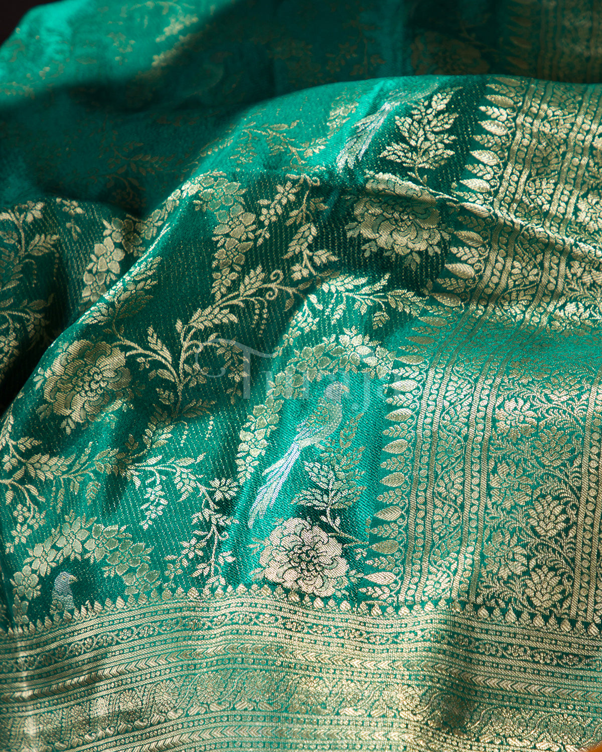 Jangla: Bottle Green Brocade Mysore Crepe Silk Saree-view4