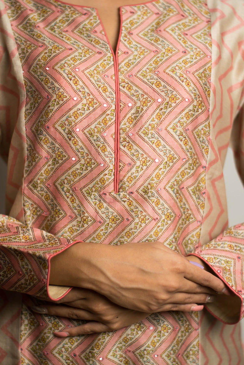 A women wearing beige chanderi printed kurti, ethnic wear for women