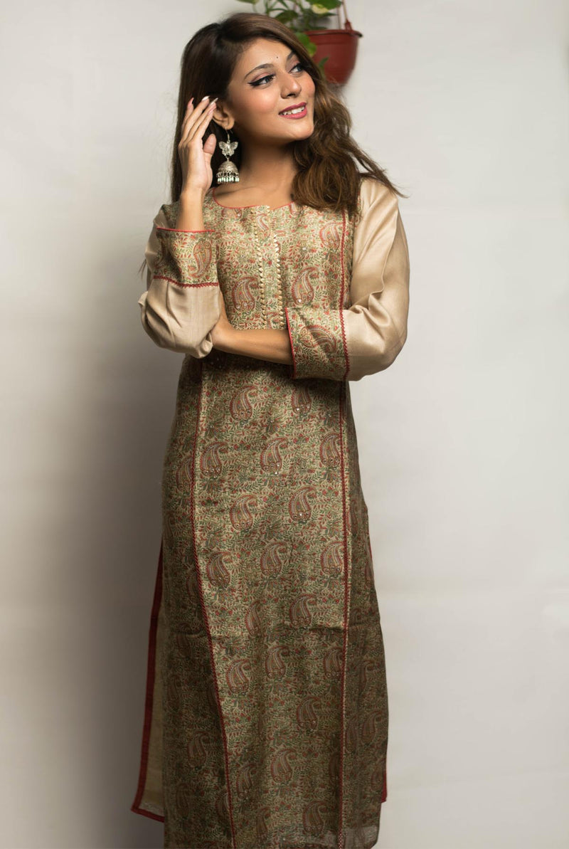 A women wearing beige chanderi kurti, ethnic wear for women