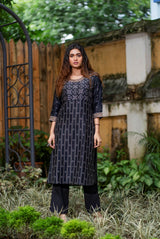 A women wearing black pure chanderi kurti, ethnic wear for women