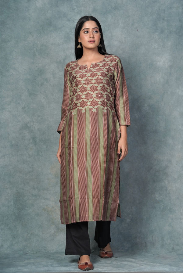 A women wearing pure chanderi printed kurti with sequin highlight, ethnic wear for women