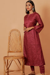 A women wearing wine pure tussar kurti set, ethnic wear for women 