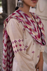 Pure chanderi beige kurta with all over  embroidered buta