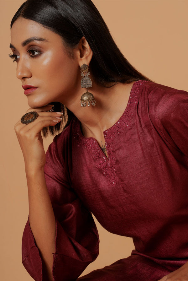 A women wearing wine pure tussar kurti set, ethnic wear for women 